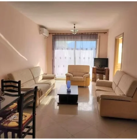 Tirane, jepet me qera apartament 2+1+Ballkon Kati 5, 75 m² 470 € (DON BOSKO)