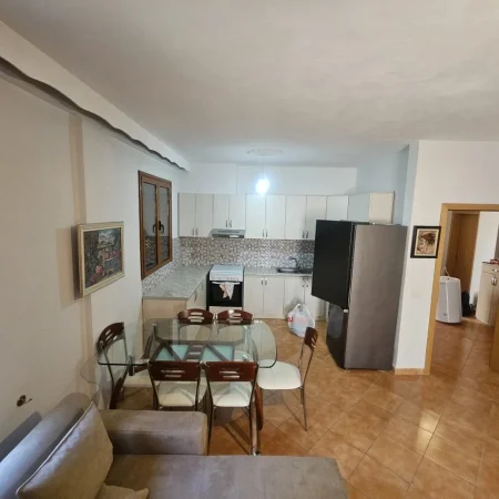 Tirane, jap me qera apartament 2+1 Kati 1, 1 m² 500€ (Rrapo Hekali)