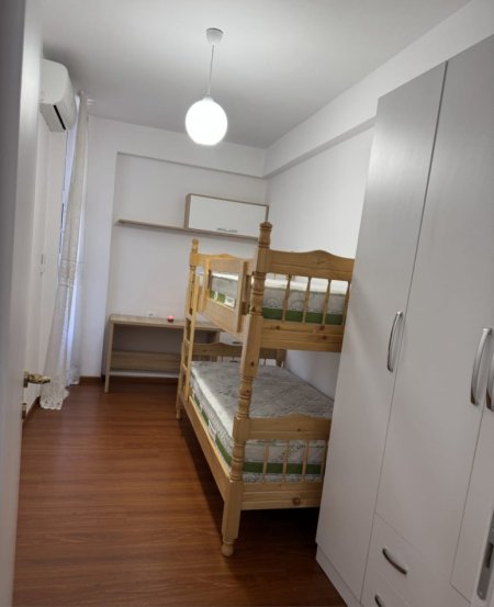 Tirane, jepet me qera apartament 2+1 Kati 9, 80 m² 600 € (RRUGA E KAVAJËS)