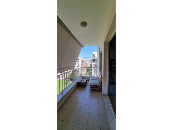 Tirane, jepet me qera apartament 1+1 Kati 6, 65 m² 400 € (Rruga 3 Deshmoret)