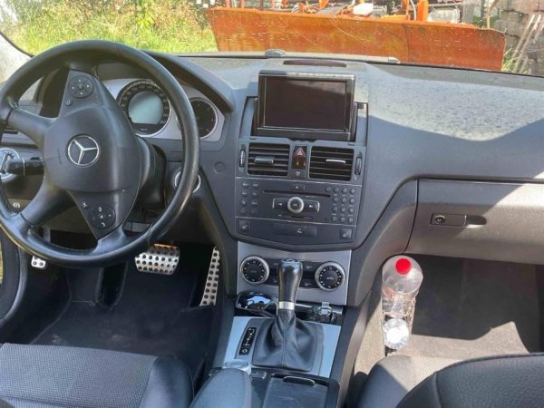 Librazhd, shes makine Nafte, e zeze automatik Kondicioner 320.000 km 5.500 €