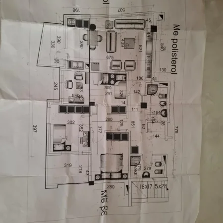 Tirane, jepet me qera apartament 3+1+Ballkon Kati 5, 120 m² 70.000 leke (Rr. Zoja Curre)