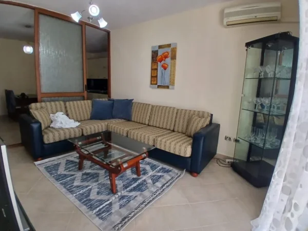 Tirane, jepet me qera apartament 1+1+Ballkon Kati 7, 70 m² 450 € (Don Bosko Pas Vizion Plus)