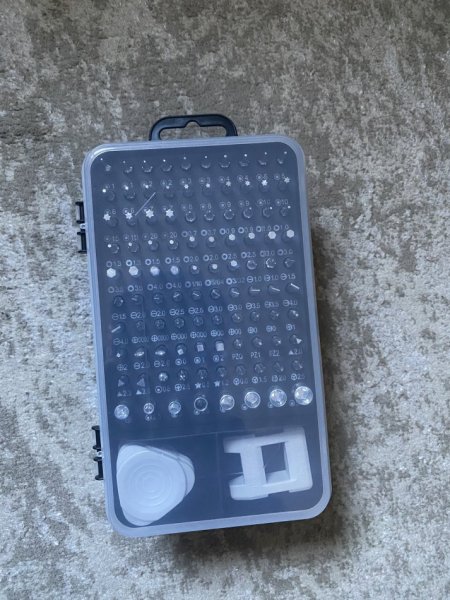 Tirane, shes 30 €