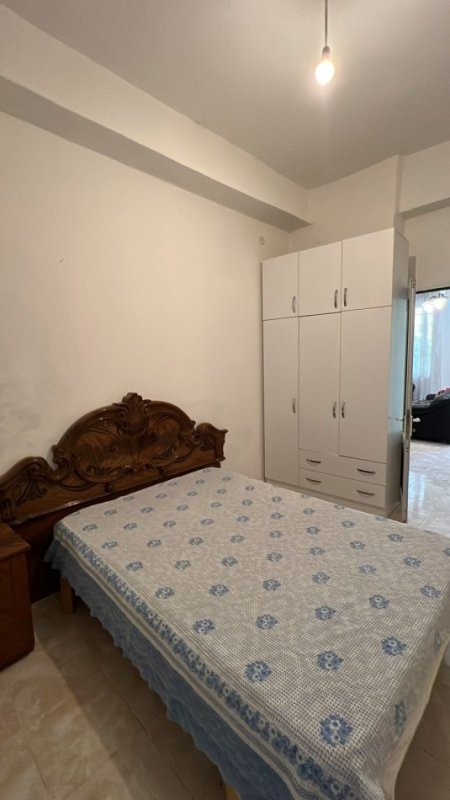 Tirane, jepet me qera shtepi 1+1 Kati 1, 68 m² 300 € (Bulevardi Gjergj Fishta)