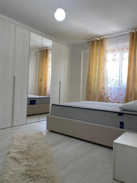 Tirane, jepet me qera apartament 2+1+Ballkon Kati 2, 102 m² 600 € (Liqeni i Thate)