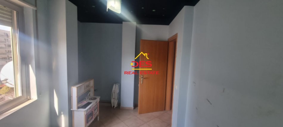 Tirane, shitet apartament 2+1 Kati 7, 90 m² 208.000 € 