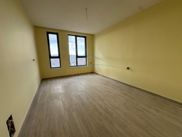 Tirane, shitet apartament 3+1+Aneks+Ballkon Kati 8, 132 m² 263.400 € (jordan misja)