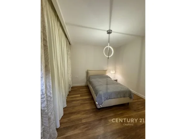 Tirane, shes apartament 2+1+2 , 138 m² 520.000 € (Ish Blloku)