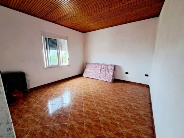 Kavaje, shitet shtepi 3+1+Aneks+Ballkon Kati 2, 262 m² 92.000 € (Lagjia&quot;Sharre&#039;,Kavaje)