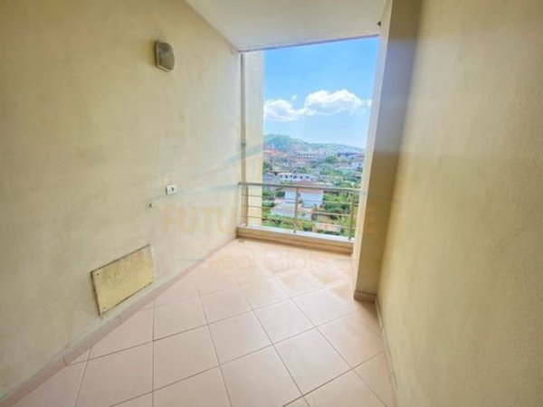 Tirane, jepet me qera apartament 2+1 Kati 5, 104 m² 330 € (Unaza e Re)