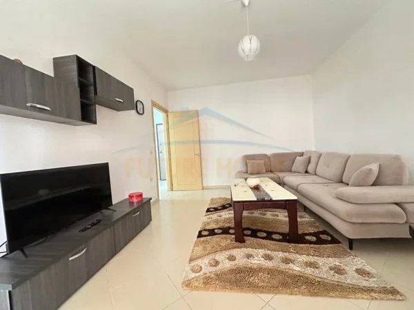 Tirane, jepet me qera apartament 1+1 Kati 1, 97 m² 350 € (Unaza e Re, Tirane)