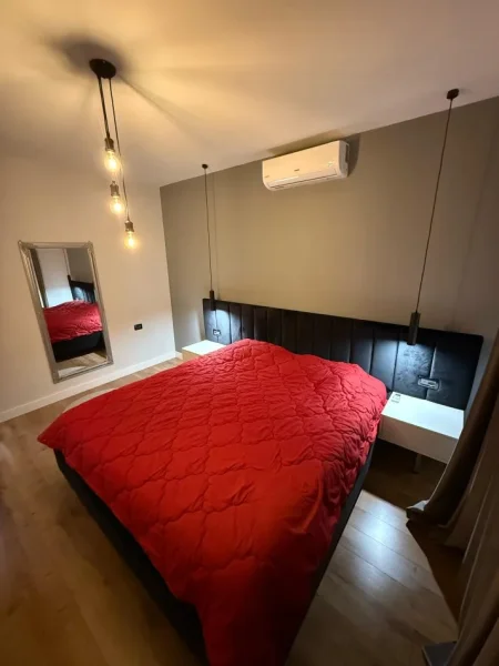 Tirane, jap me qera apartament 1+1 Kati 11, 70 m² 700 € (rruga medar shylla)