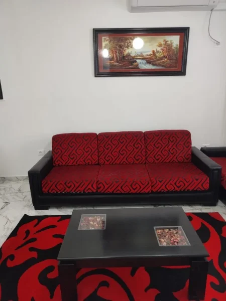 Tirane, jepet me qera apartament 1+1+Ballkon Kati 2, 78 m² 300 € (Dritan Hoxha)
