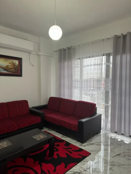 Tirane, jepet me qera apartament 1+1+Ballkon Kati 2, 78 m² 300 € (Dritan Hoxha)