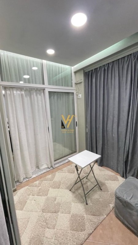 Tirane, jepet me qera apartament 1+1+Ballkon Kati 3, 73 m² 700 € (KOMUNA E PARISIT)