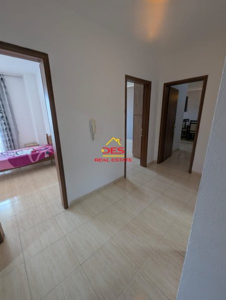 Tirane, jepet me qera apartament 2+1+Ballkon Kati 9, 108 m² 550 € 