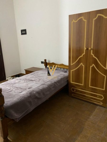 Tirane, jepet me qera garsonier 1+1 Kati 2, 35 m² 280 € (RRUGA E KAVAJES)