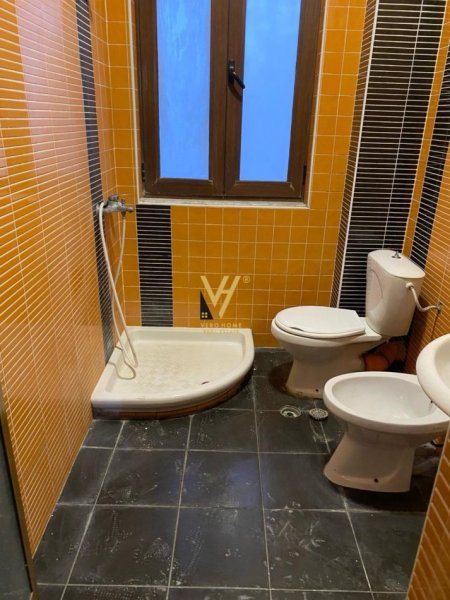 Tirane, jepet me qera garsonier 1+1 Kati 2, 35 m² 280 € (RRUGA E KAVAJES)
