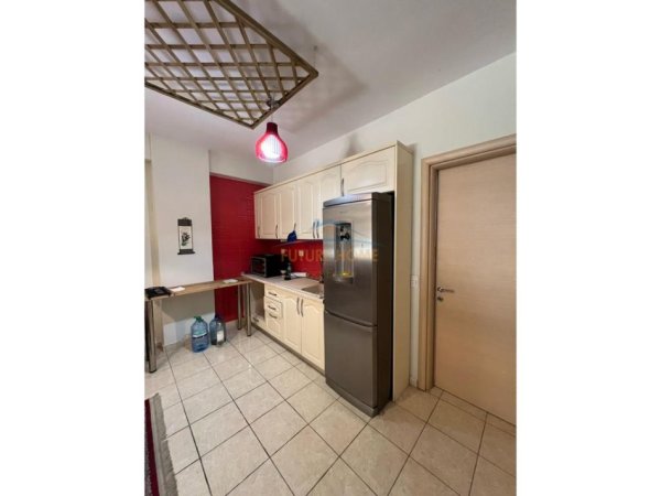 Tirane, jepet me qera garsonier 1+1 Kati 5, 59 m² 350 € (Unaza e Re)