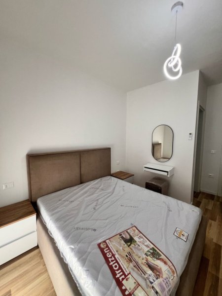 Tirane, jepet me qera apartament 2+1+Ballkon Kati 5, 100 m² 700 € (Don Bosko)