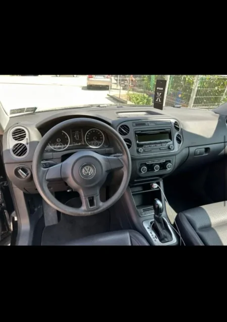 Tirane, shitet makine Benzin, e zeze automatik Kondicioner 200.000 km 7.299 €