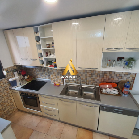 Tirane, shitet apartament 2+1+Ballkon Kati 3, 96 m² 270.000 € (sami frasheri)