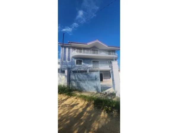 Tirane, shitet Vile 2 Katshe Kati 0, 369 m² 250.000 € (Shkallnur, Durrës)