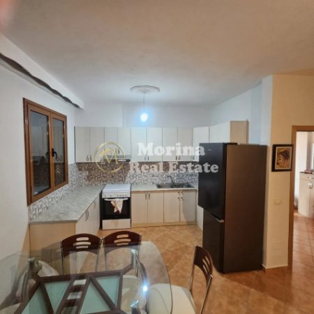 Tirane, jepet me qera apartament 2+1 Kati 2, 100 m² 430 € (Rrethi i Selites — Queen Hotel)
