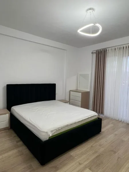Tirane, jepet me qera apartament 2+1 Kati 3, 80 m² 500 € (Sokrat Miho , Astir)