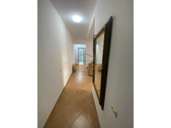 Tirane, shitet apartament 2+1 , 112 m² 240.000 € (Ish Nisharaku, prane Square 21)