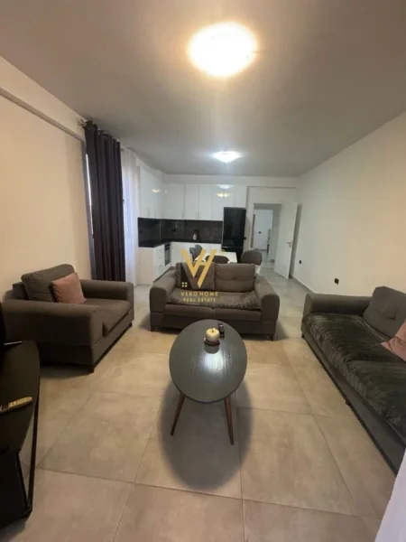 Tirane, shitet apartament 2+1+Ballkon Kati 2, 115 m² 173.000 € (SHKOZE)