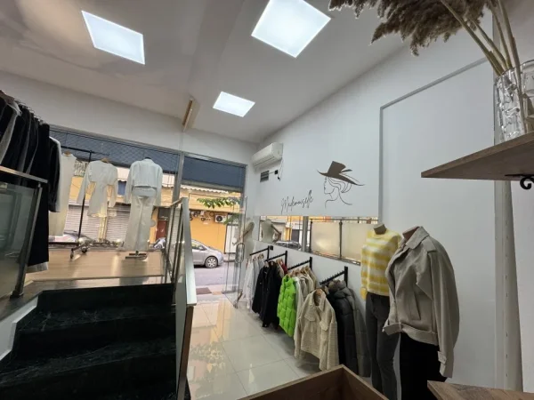 Tirane, Shitet Biznes Boutique - Gati për Punë!