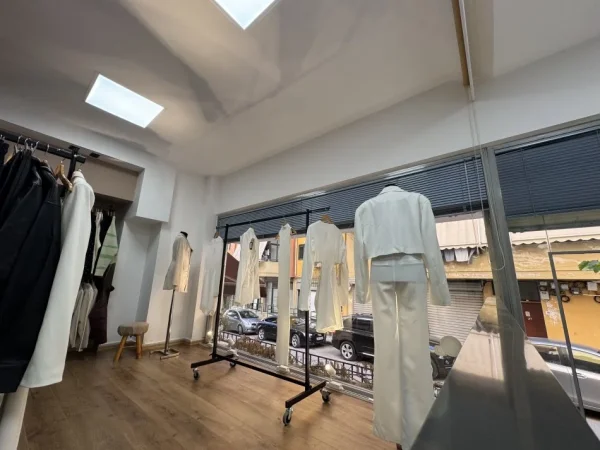 Tirane, Shitet Biznes Boutique - Gati për Punë!