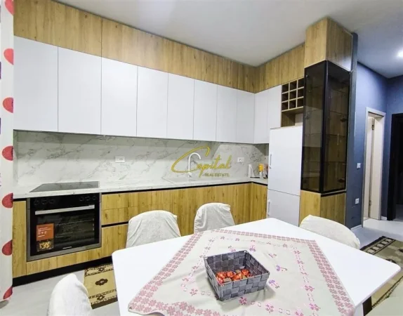 Tirane, shitet apartament 1+1 Kati 3, 65 m² 155.000 € (ASTIR)