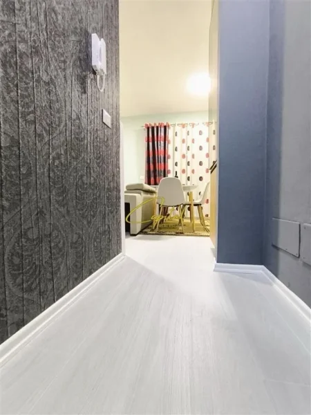 Tirane, shitet apartament 1+1 Kati 3, 65 m² 155.000 € (ASTIR)