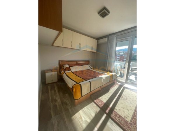 Tirane, shitet apartament 3+1+Ballkon Kati 7, 197 m² 310.000 € (Kopshti Botanik)