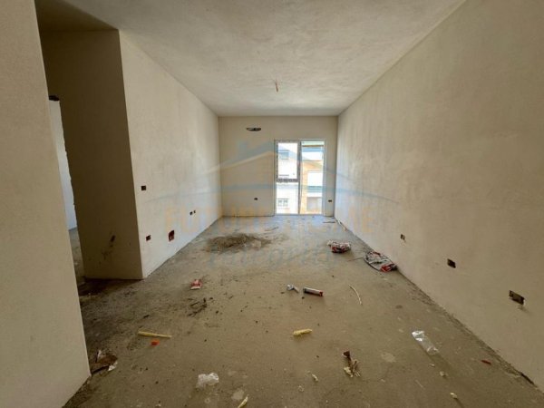 Tirane, shes apartament 2+1+Aneks+Ballkon Kati 7, 94 m² 122.500 € (ish Dogana)