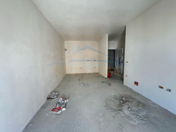 Tirane, shes apartament 2+1+Aneks+Ballkon Kati 7, 94 m² 122.500 € (ish Dogana)
