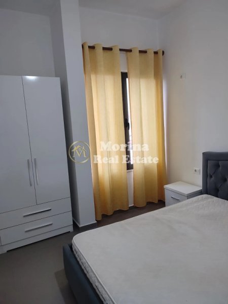 Tirane, jepet me qera apartament 1+1 Kati 2, 76 m² 300 € (Casa Italia)