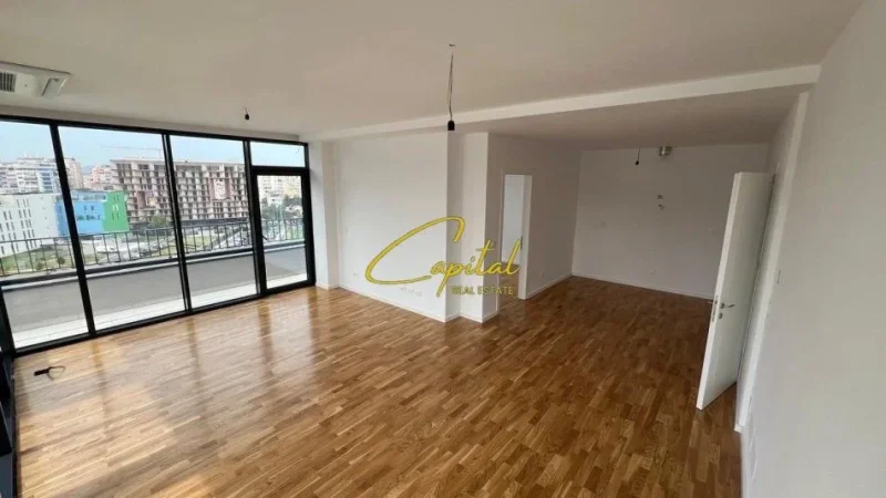 Tirane, jepet me qera zyre Kati 7, 136 m² 1.400 € (LAKE VIEW)