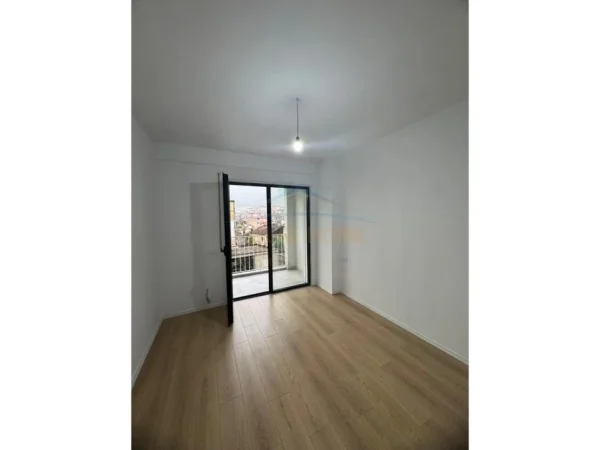Tirane, shitet apartament 1+1+Ballkon Kati 3, 67 m² 152.000 € (Varri Bamit)
