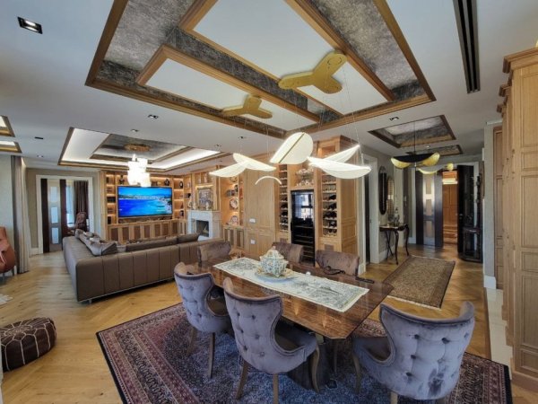 Tirane, shes apartament , 505 m² 1.750.000 € (Rruga e Kavajës)