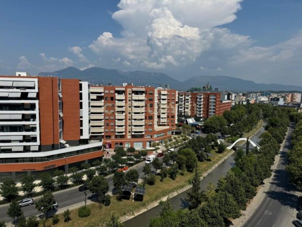 Tirane, shitet apartament 2+1 Kati 8, 107 m² 198.000 € (Prane Kompleksit Delijorgji)