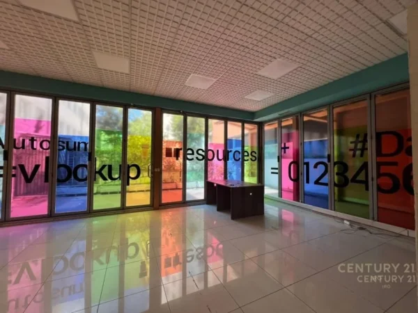 Tirane, shes ambjent biznesi , 223 m² 730.000 € (Ish Blloku)