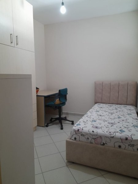 Tirane, jepet me qera apartament 2+1+Ballkon Kati 7, 75 m² 400 € (Rruga Mikel Maruli , Astir)