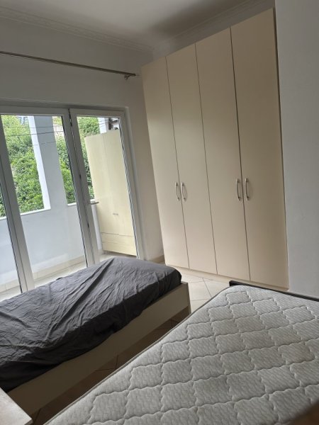 jepet me qera apartament 3+1+Aneks+Ballkon Kati 2, 133 m² 450 € (ruga Fuat Toptani siper hotel Dea)