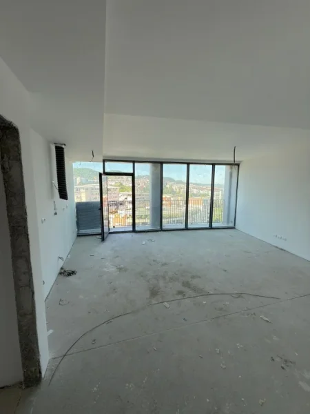 shitet apartament 2+1+Ballkon Kati 10, 128 m² 400.000 € (Kristo Luarasi)