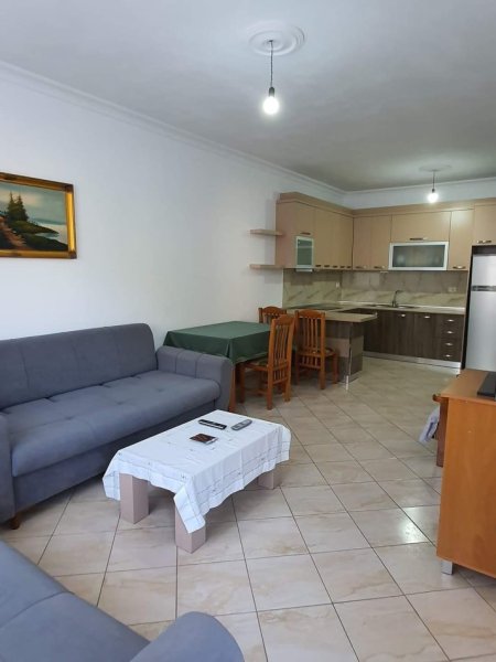 Vlore, jepet me qera apartament 1+1 Kati 1, 78 m² 50 € (Cameria Vlore)