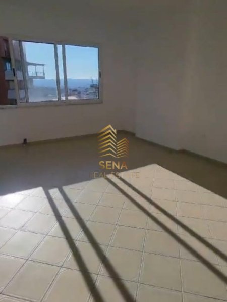 Tirane, shitet apartament 1+1+Ballkon Kati 4, 64 m² 84.000 € (Rruga e Teleferikut)